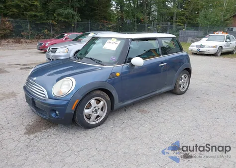 2010 Mini Cooper из США, поврежденный, VIN WMWMF3C51ATZ22976